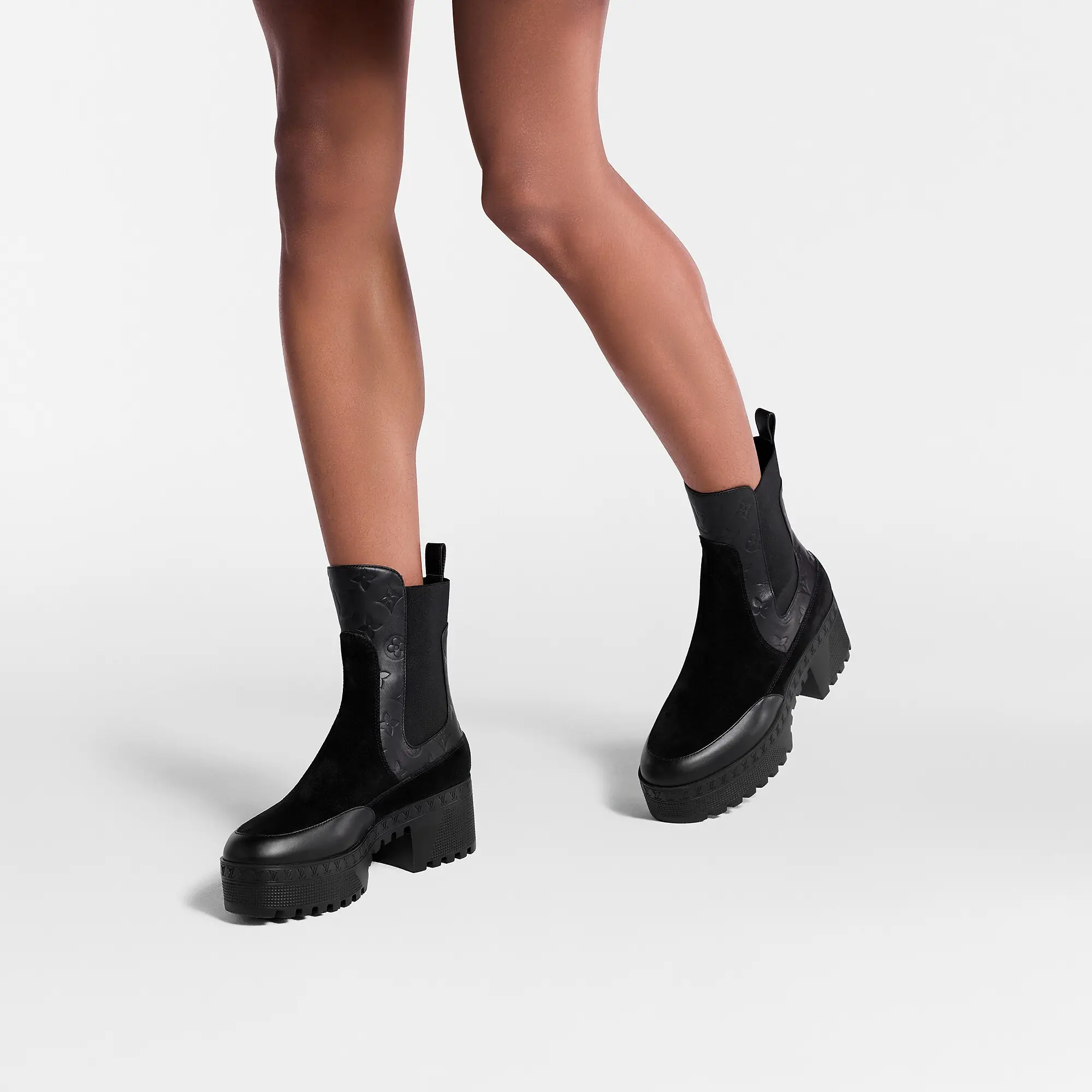 Laureate Platform Chelsea Boot