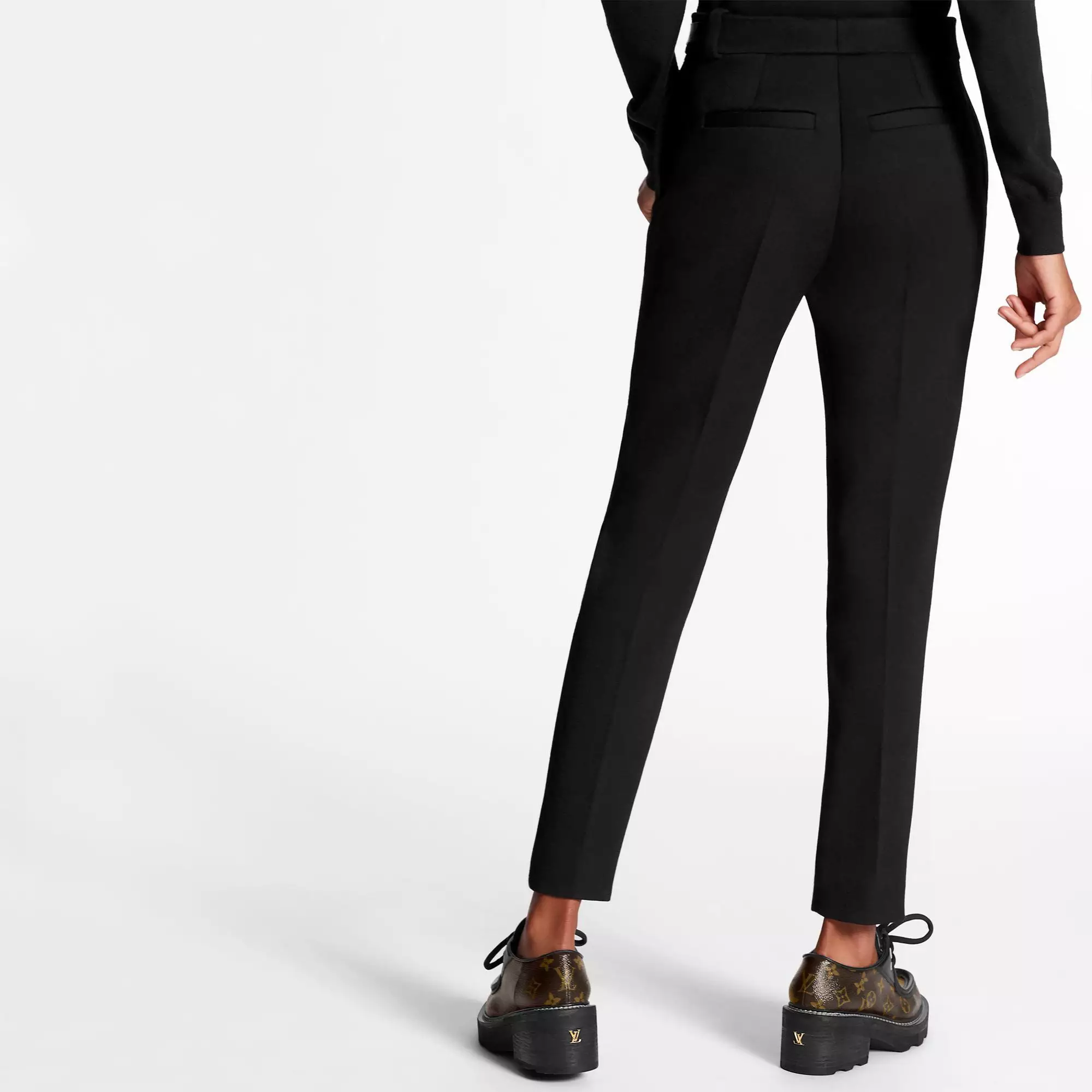 Slim Pants With Eyelet Belt